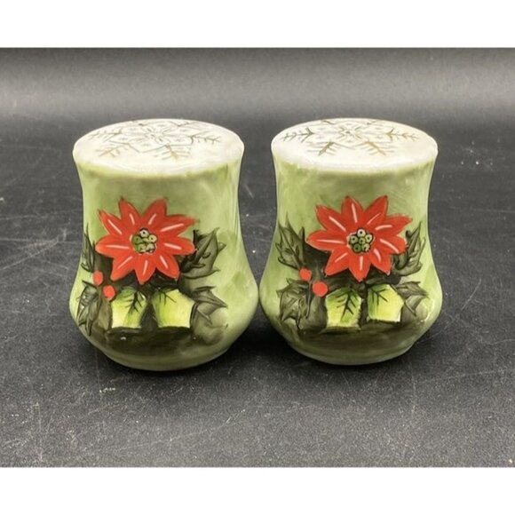 Lefton Poinsettia Salt Pepper Shaker Set Hand Painted 4390 Christmas - Picture 1 of 8